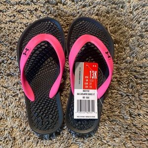 Girl under‎ armour size 13 sandals nwt
